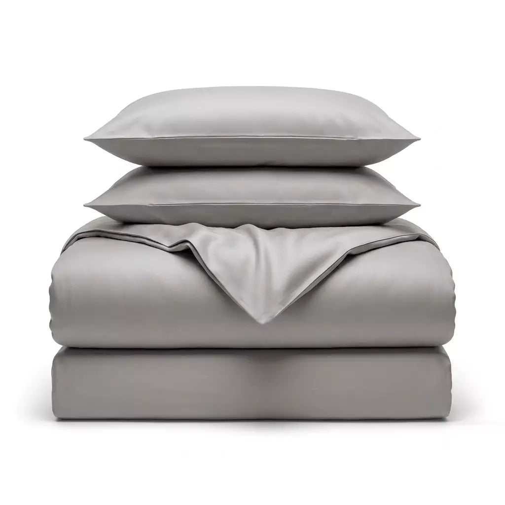 Folded 4-piece TENCEL™ Lyocell bedding set including duvet cover, fitted sheet and pillowcases Silver Cloud