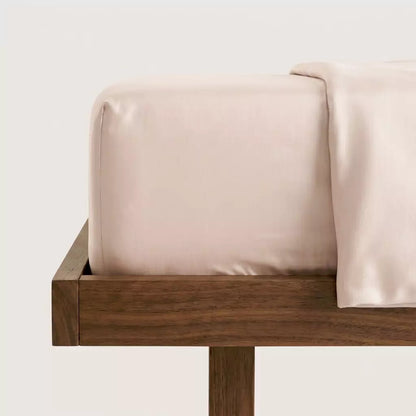 PURAFF Dog Hair Resistant TENCEL™ Lyocell Fitted Sheet in Cashmere Taupe - Deep Pocket Corner Detail